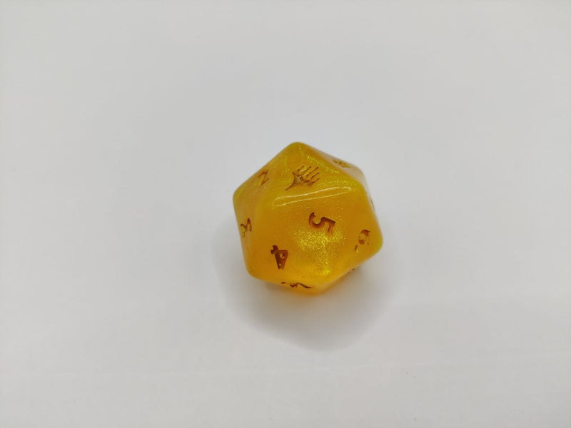 Magic: The Gathering Oversized Marvel Super Heroes Gift Bundle D20 Spindown Die Dice [1.5"]
