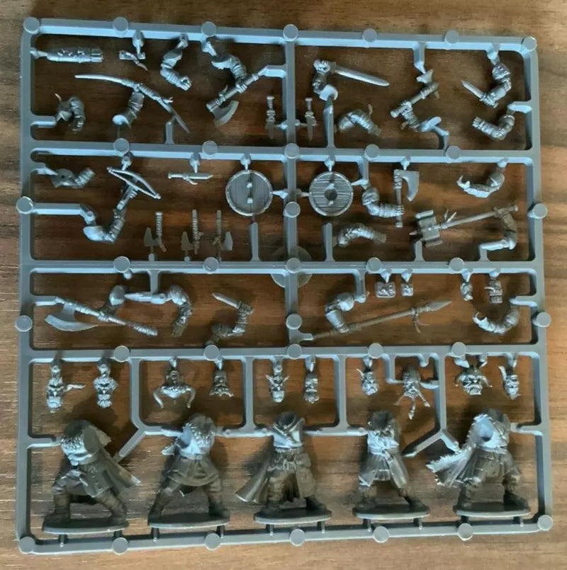 Frostgrave Barbarians Sprue + Bases